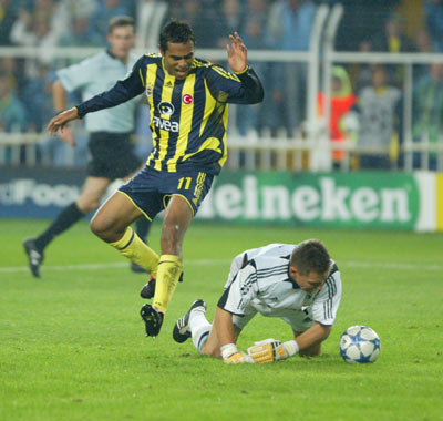 Photos Fenerbahce 3 3 Schalke 04 Fenerbahce Sports Club Official Archive Website