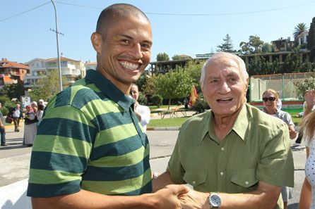 Devleri Fenercell Bulusturdu Fenerbahce Spor Kulubu