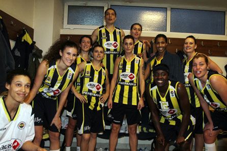 Bayanlarimizin Rakibi Cras Basket Taranto Fenerbahce Spor Kulubu Resmi Arsiv Sitesi