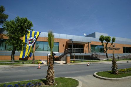 Fenerbahce Spor Kulubu Resmi Sitesi Turkiye Nin En Gelismis Spor Kulubu Portali