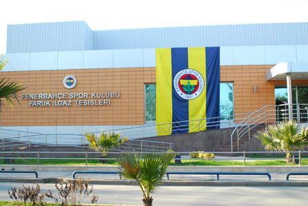 Fenerbahce Spor Kulubu Resmi Sitesi Turkiye Nin En Gelismis Spor Kulubu Portali