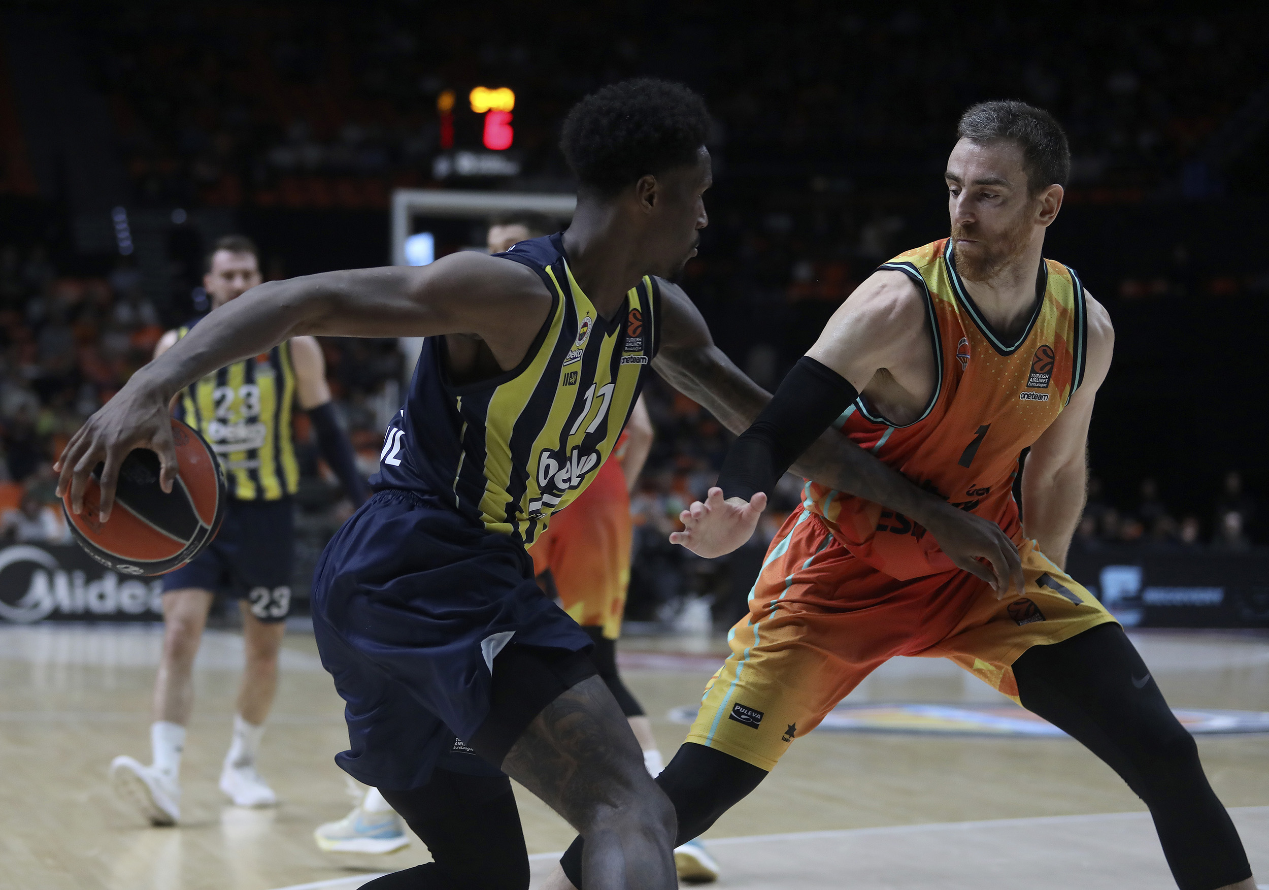 Valencia Basket 82-80 Fenerbahçe Beko