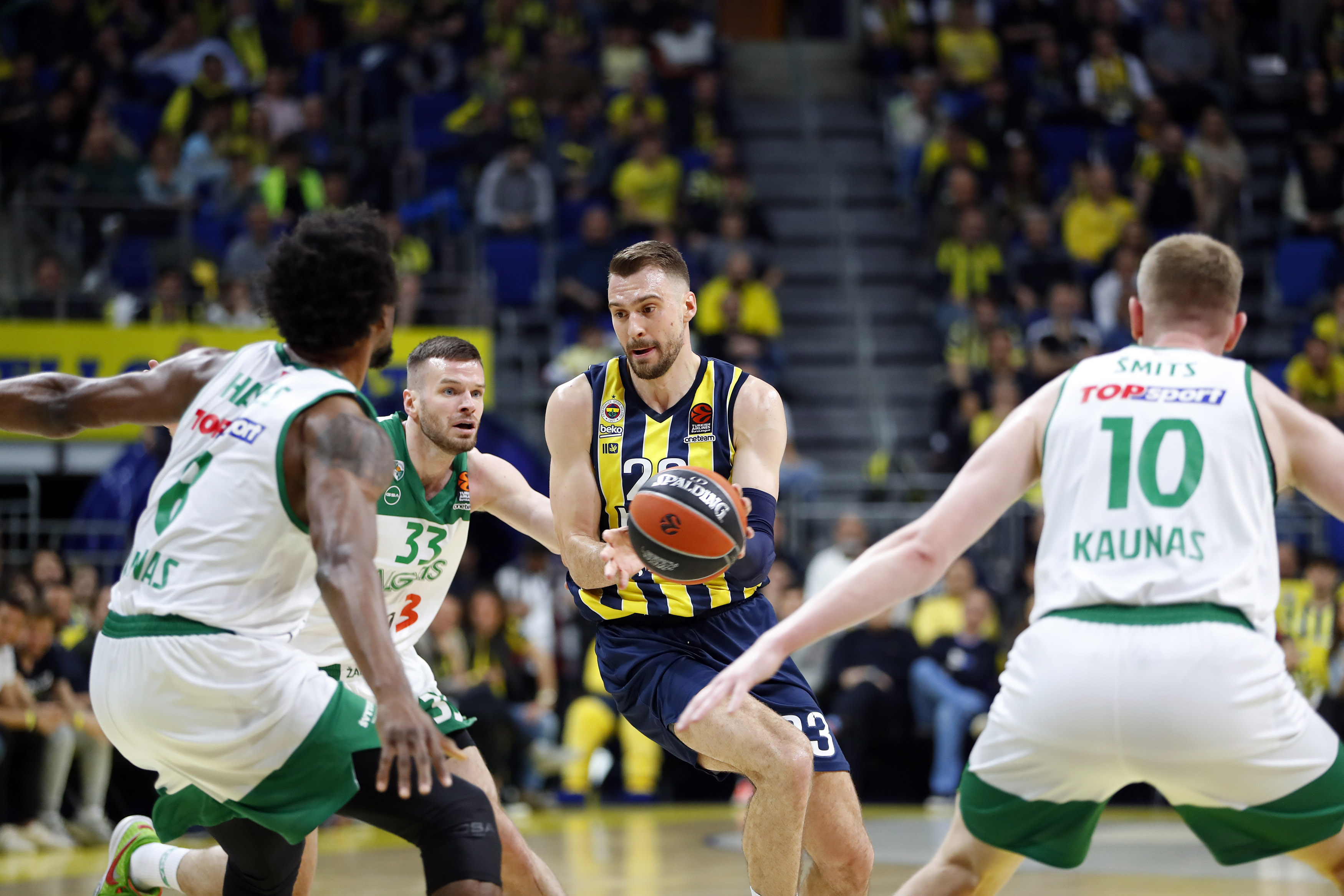 Fenerbahçe Beko 87-79 Zalgiris Kaunas