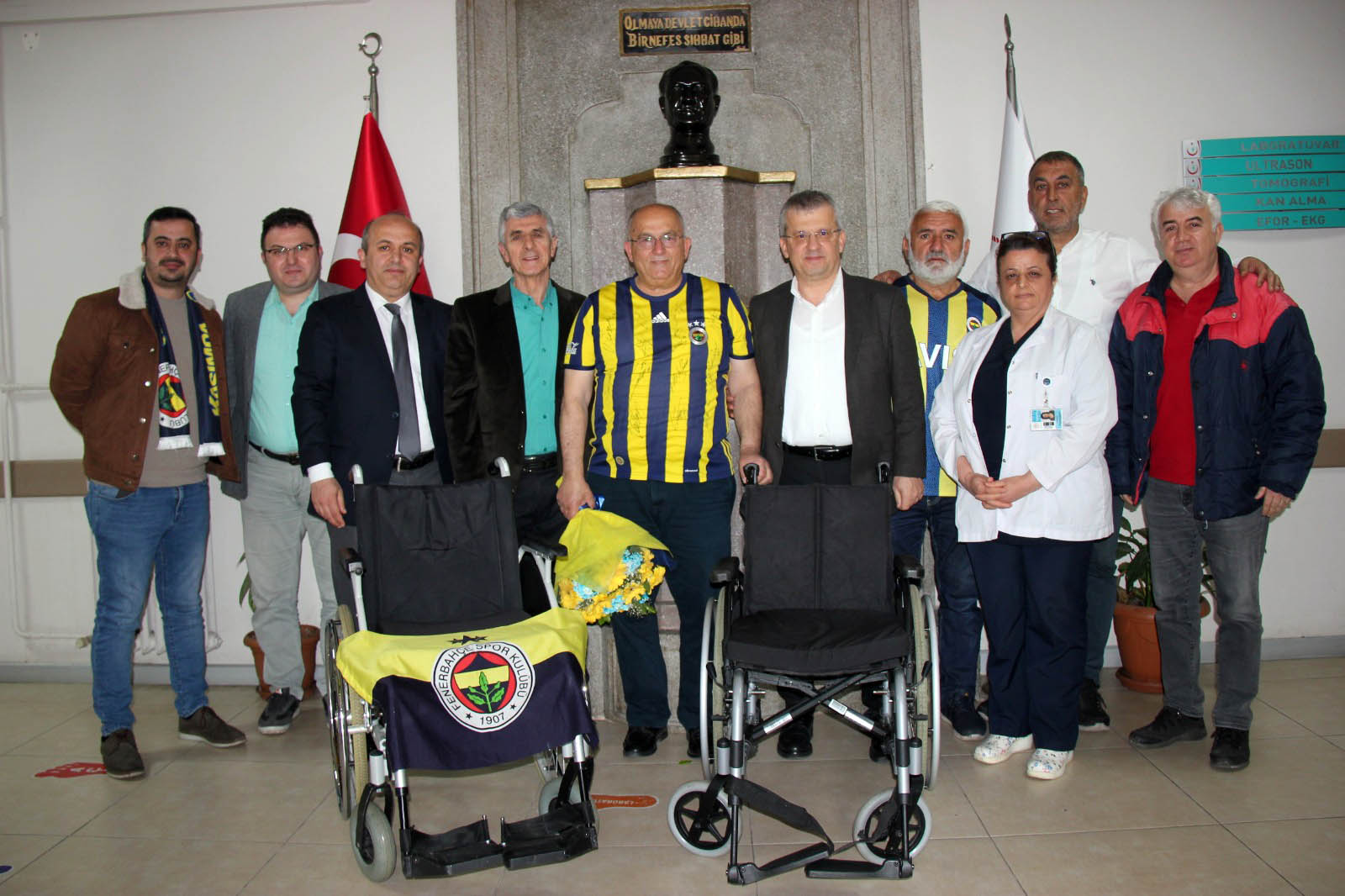 Zonguldak ve Frankfurt Derneklerimizin iş birliğiyle 2 hastaneye tekerlekli sandalye bağışında bulundu