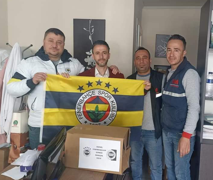 Ödemiş Fenerbahçeliler Derneği, depremzede ailelere yardım elini uzattı