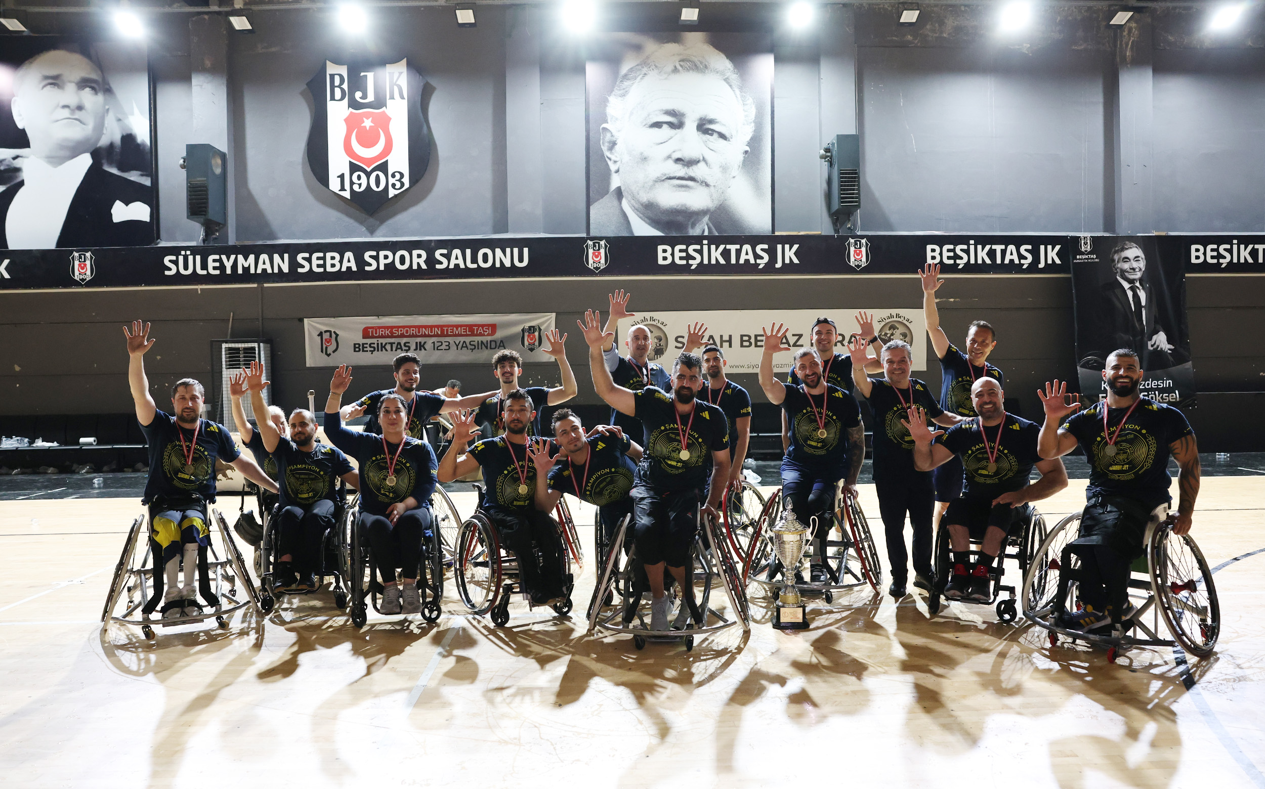 Galeri Fotoğrafı