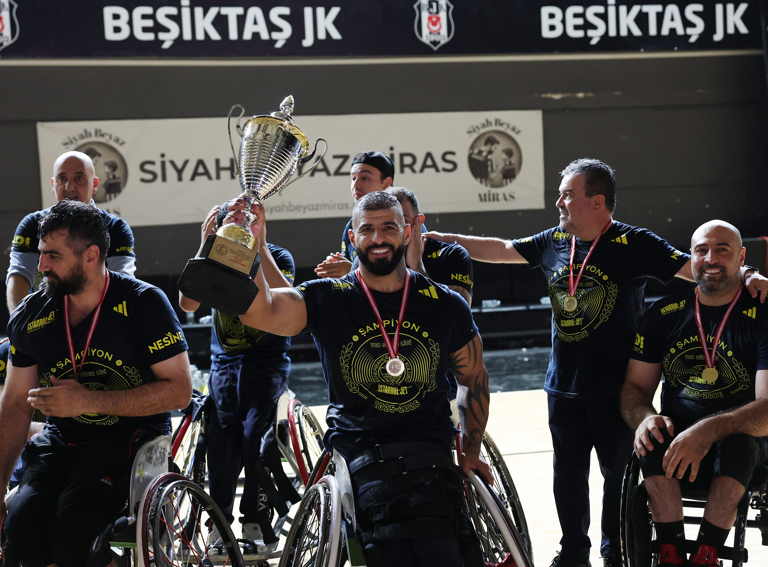 Galeri Fotoğrafı