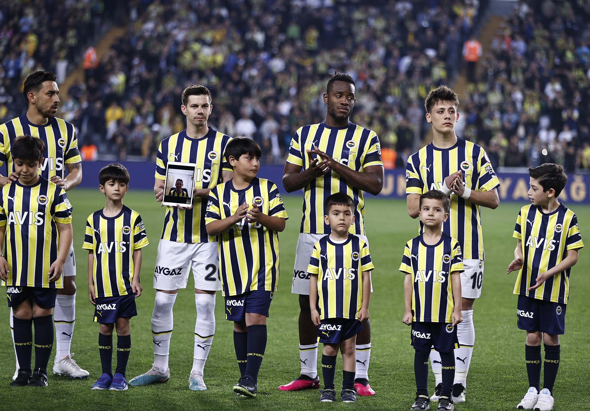 Fenerbahçe bir hayaldir; çocuklar için gerçekleşen…
