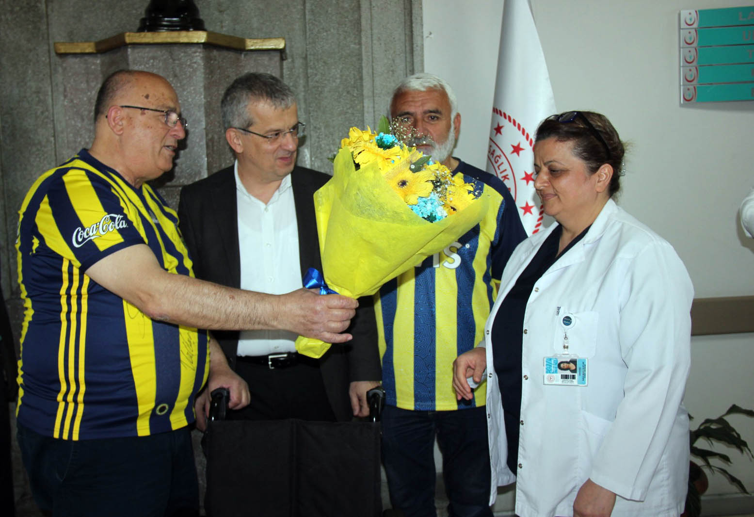 Zonguldak ve Frankfurt Derneklerimizin iş birliğiyle 2 hastaneye tekerlekli sandalye bağışında bulundu