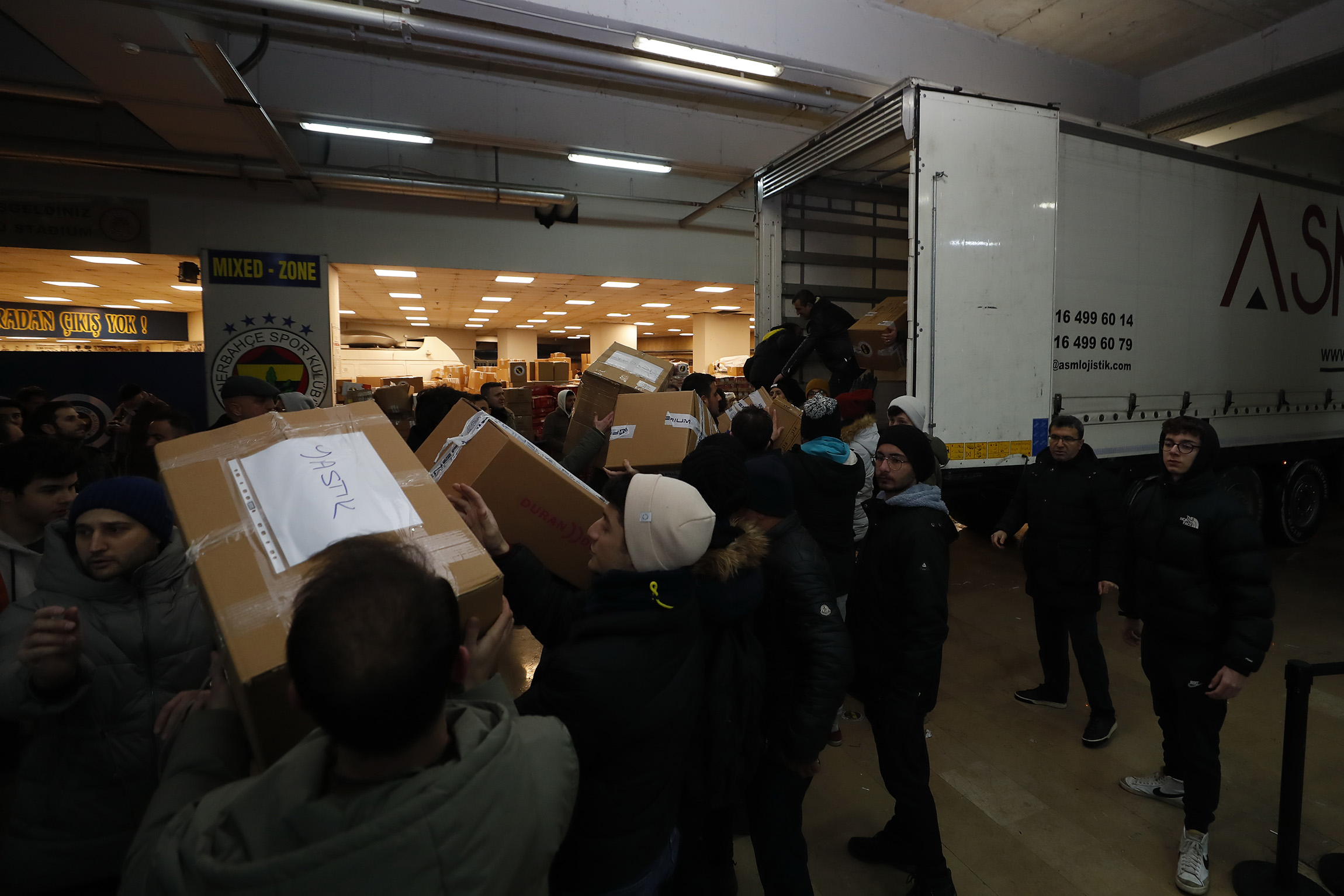 Beşinci tırımız da depremzedelere yardım malzemeleri götürmek için yola çıktı