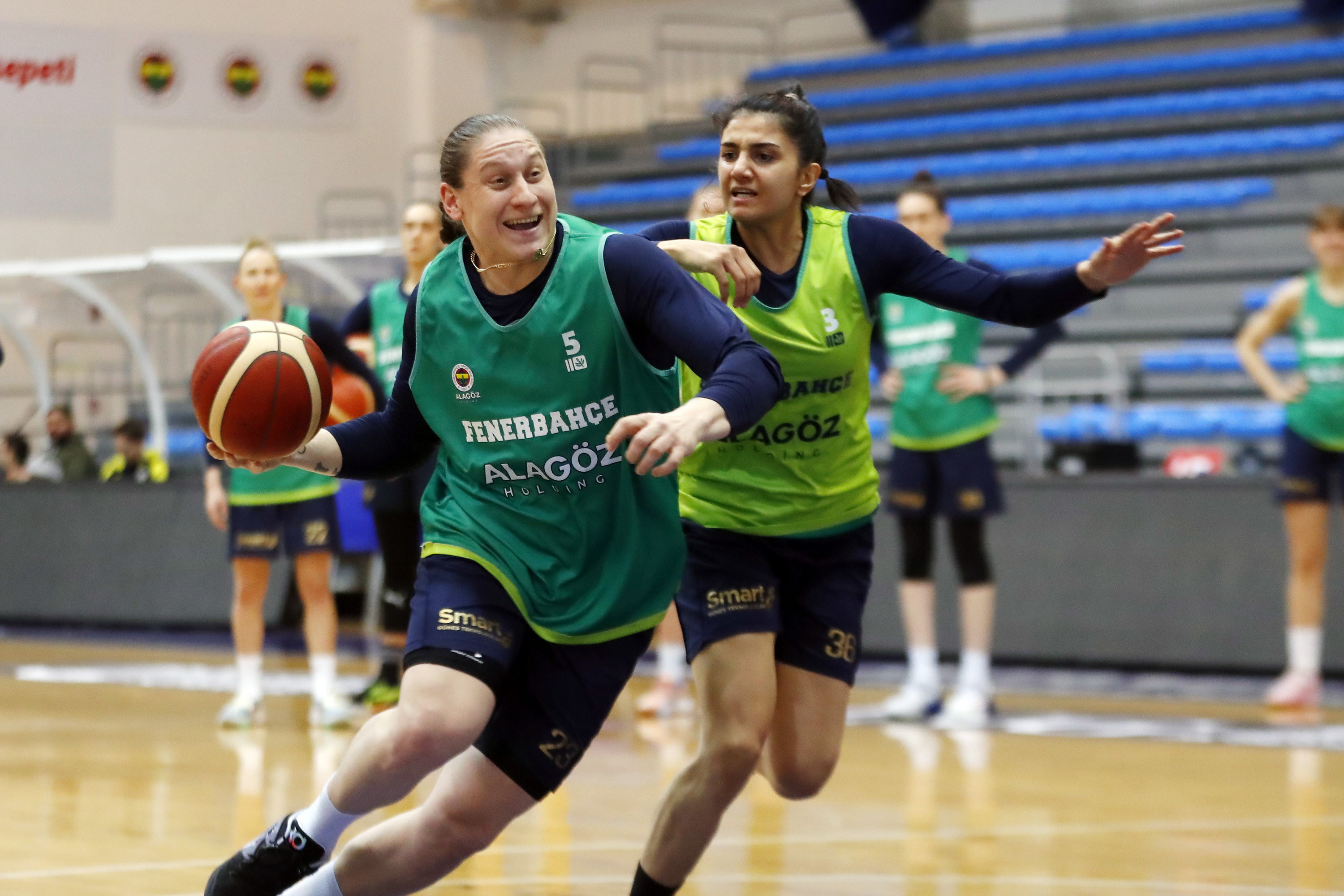 Fenerbahçe Alagöz Holding, Sopron Basket maçı hazırlıklarını sürdürüyor
