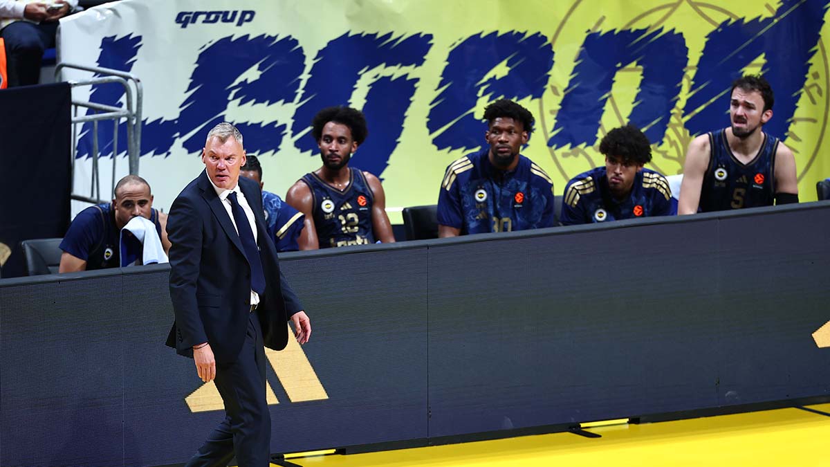 Başantrenörümüz Sarunas Jasikevicius ve oyuncumuz Braxton Key’in maç önü görüşleri