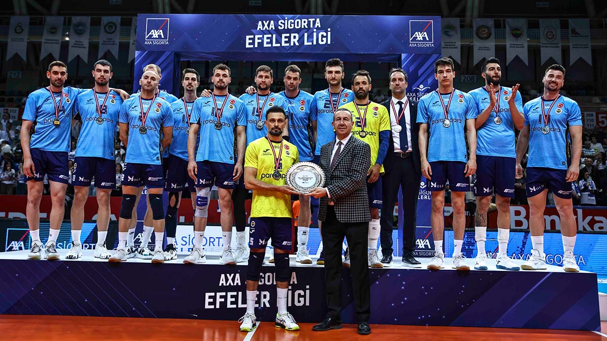Fenerbahçe Parolapara, AXA Sigorta Efeler Ligi 2023-2024 sezonunu ikinci sırada tamamladı