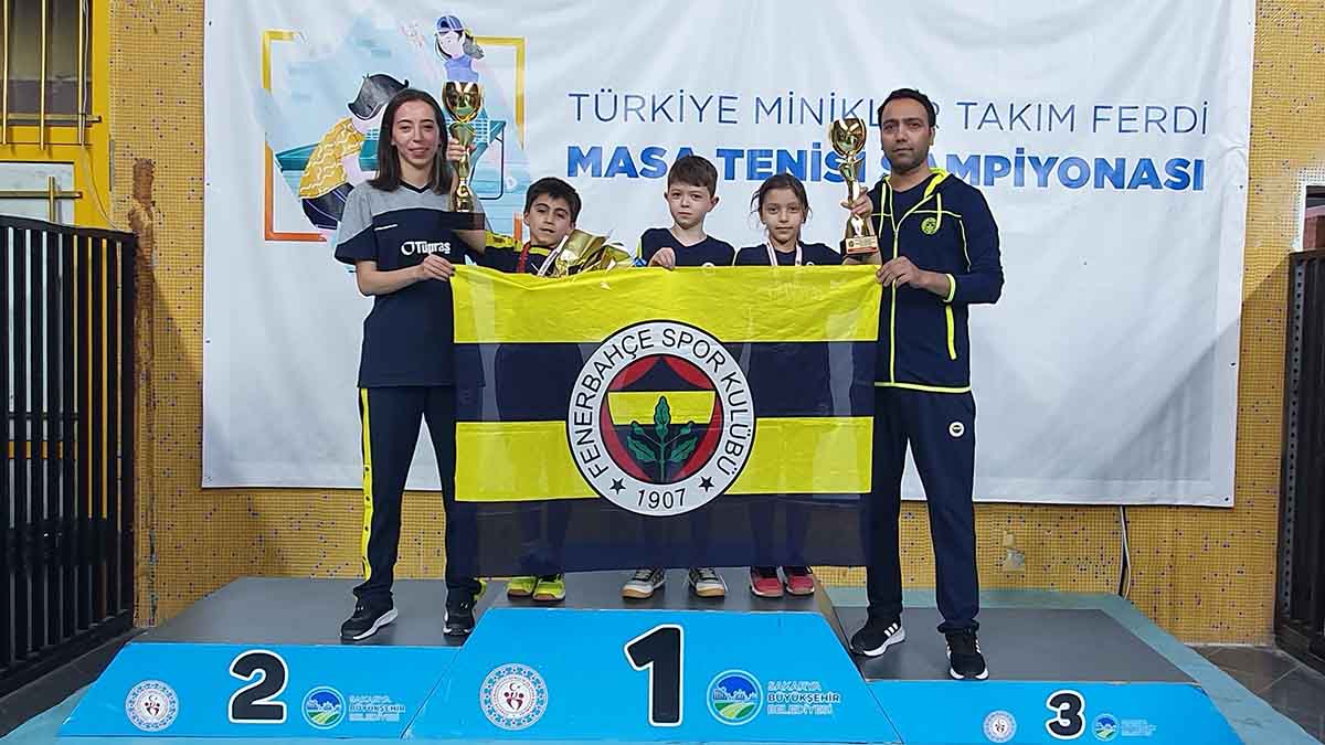 Masa Tenisi Şubemiz sporcuları, Sakarya'dan şampiyonlukla dönüyor