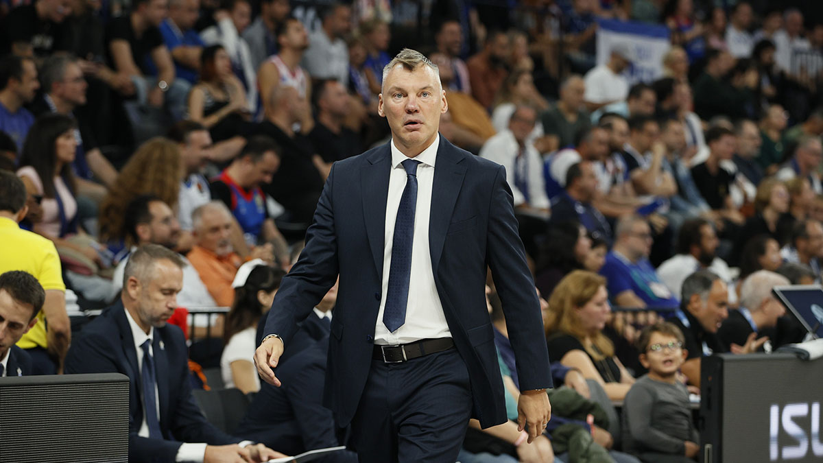 Our head coach Sarunas Jasikevicius evaluated the victory of Anadolu Efes – Fenerbahçe SK