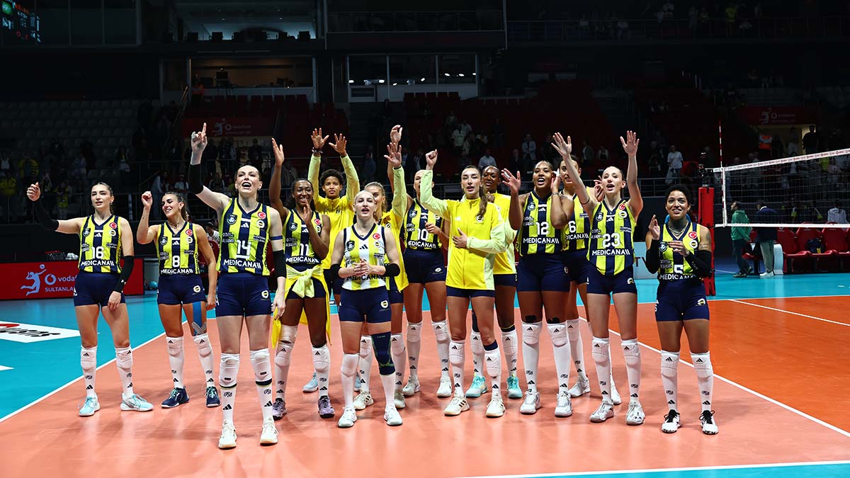Fenerbahçe Medicana Kadın Voleybol Takımımız, sezona galibiyetle başladı