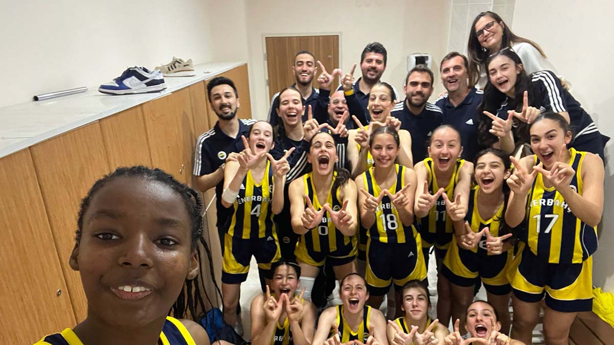 Kuzey Kıbrıs Türk Cumhuriyeti 46-56 Fenerbahçe (U14 Kızlar Türkiye Şampiyonası)