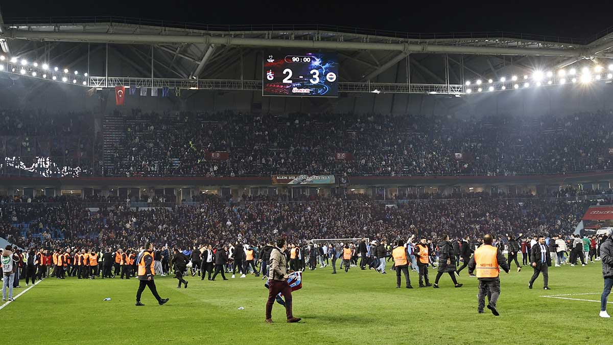 Trabzonspor 2-3 Fenerbahçe 