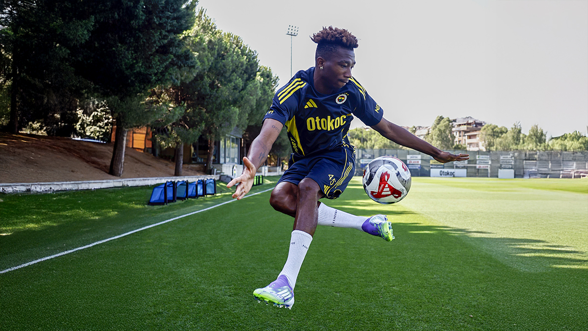 Dorgeles Nene: Fenerbahçe formasını giyecek olmak benim için çok büyük bir anlam ifade ediyor - Fenerbahçe Spor Kulübü