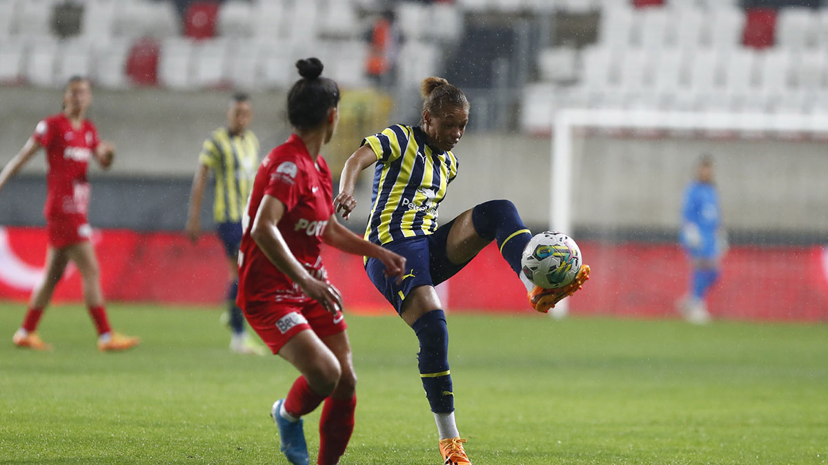 ABB Fomget 4-2 Fenerbahçe Petrol Ofisi (Turkcell Kadın Futbol Süper Ligi finali)