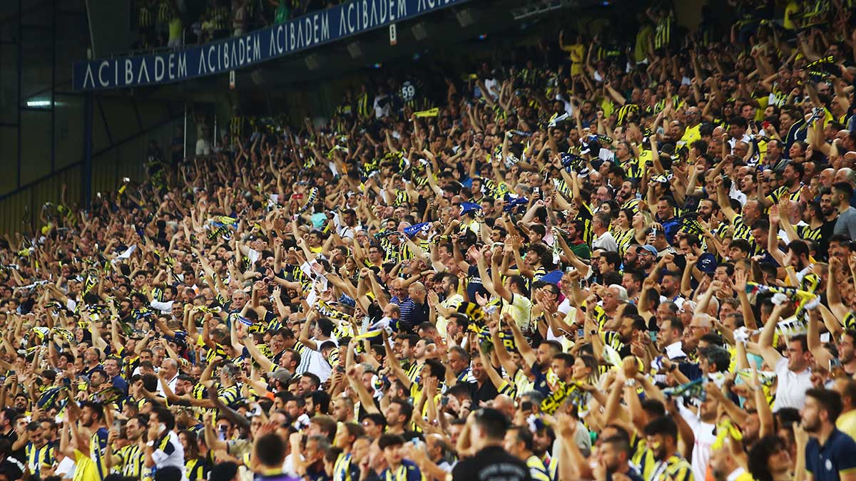 Fenerbahçe SK: Fenerbahçemiz ile Villarreal arasında oynanacak dostluk maçının biletleri satışa çıkıyor
