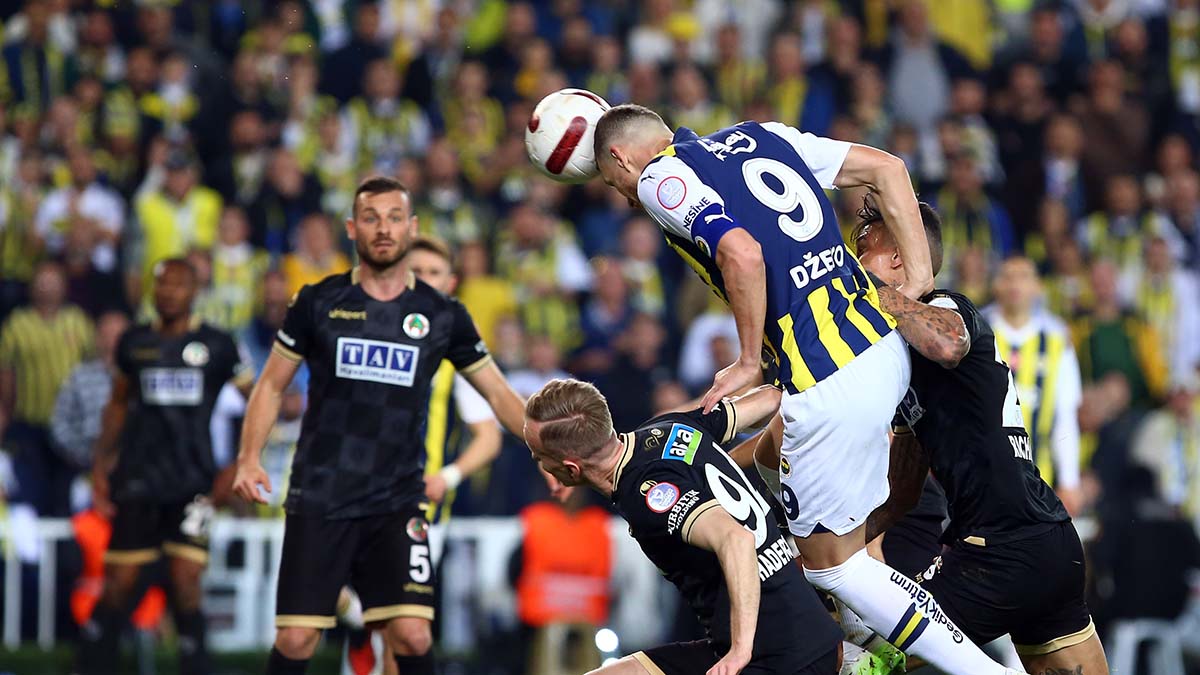 Fenerbahçe 2-2 Corendon Alanyaspor - Fenerbahçe Spor Kulübü