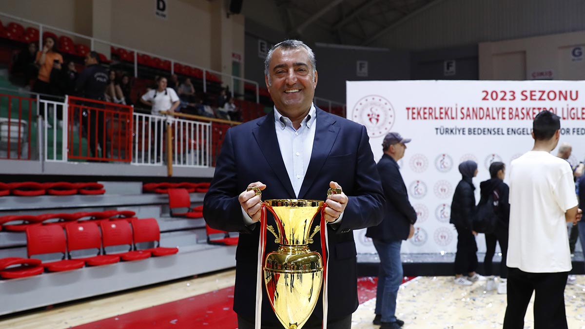 Göksel Paslanmaz Çelik Yönetim Kurulu Başkanı Emin Selim Akgül’den şampiyonluk değerlendirmesi