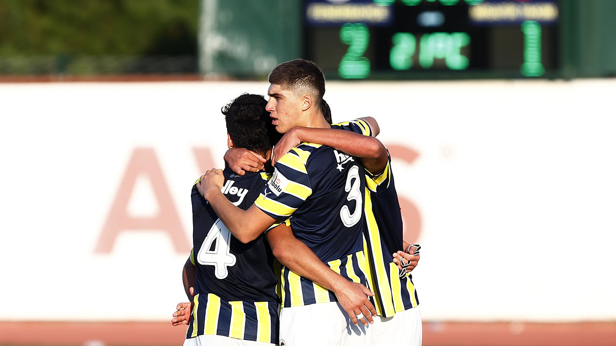 Fenerbahçe 2-1 Beşiktaş (U-17) - Fenerbahçe Spor Kulübü