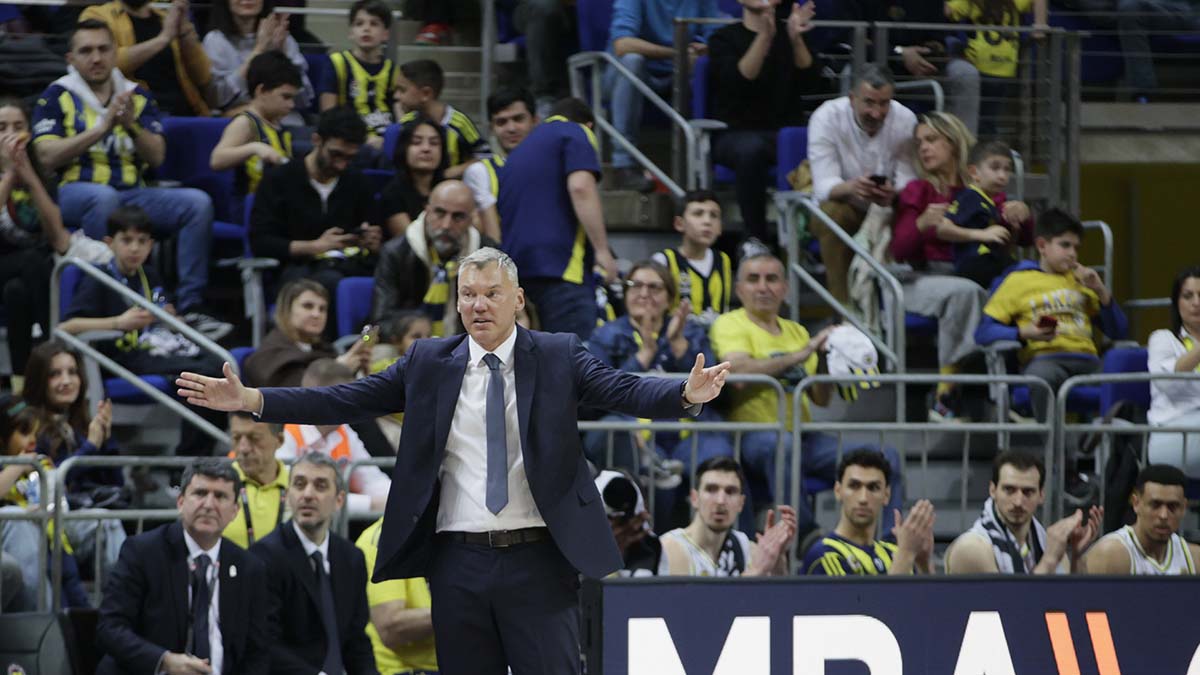 Başantrenörümüz Sarunas Jasikevicius ve Emre Ekşioğlu, galibiyeti değerlendirdi