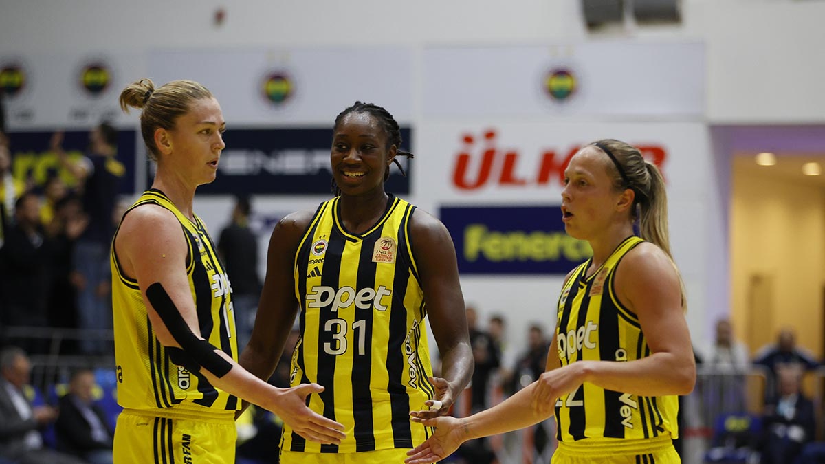 Fenerbahçe Opet 82-69 ÇBK Mersin