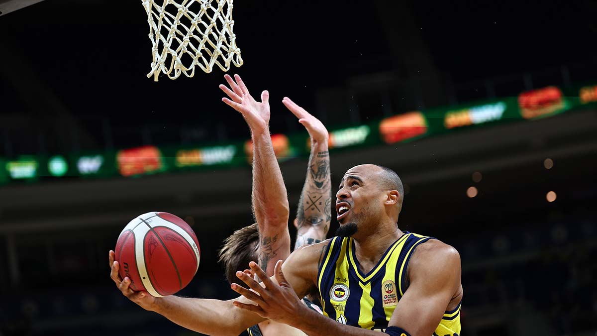 Fenerbahçe Tarfin 77-82 Aliağa Petkim Spor