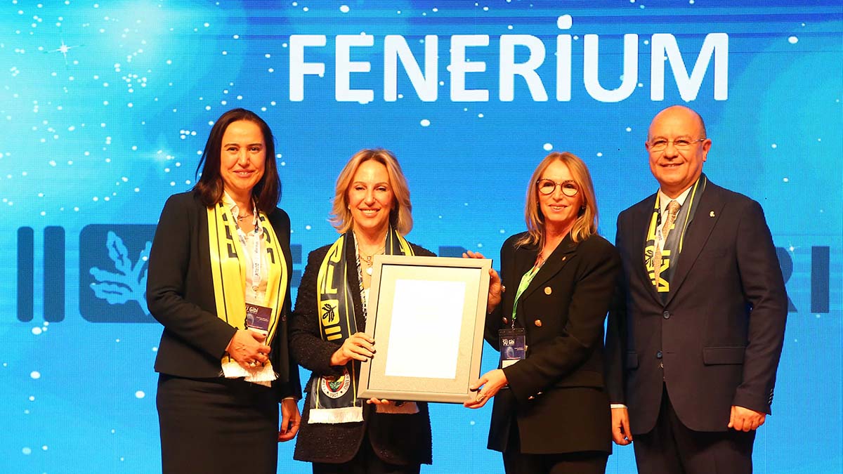 Fenerium bir ilke daha imza attı ve Türkiye Mükemmellik Ödülleri Töreni'nde 'Üstün Performansta Yetkinlik' dalında ödüllendirildi