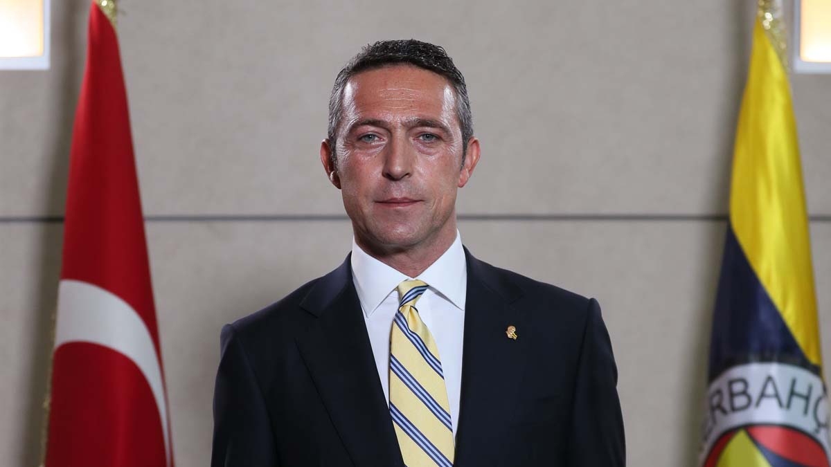 Fenerbahçe'de teknik direktör toplantısı bitti: Ali Koç'tan sürpriz karar!