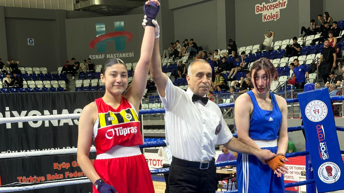 Yıldız Erkekler ve Kadınlar Türkiye Ferdi Boks Şampiyonası’nda 7 boksörümüz finale yükseldi