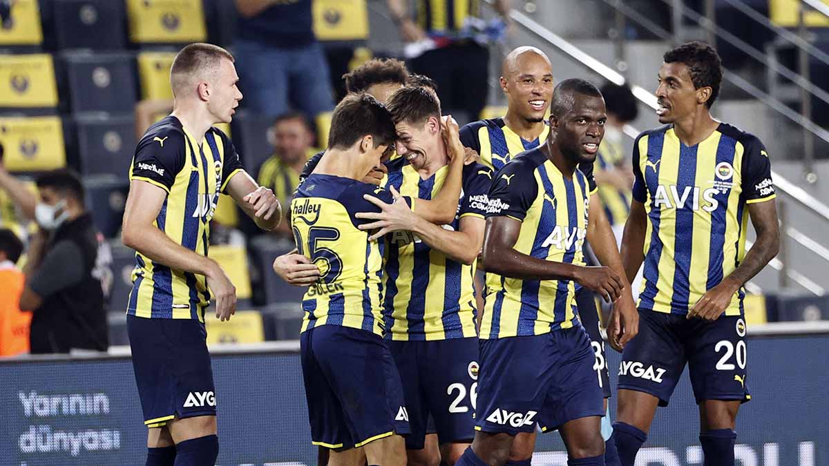 Fenerbahçe 2–0 Fraport TAV Antalyaspor - Fenerbahçe Spor Kulübü