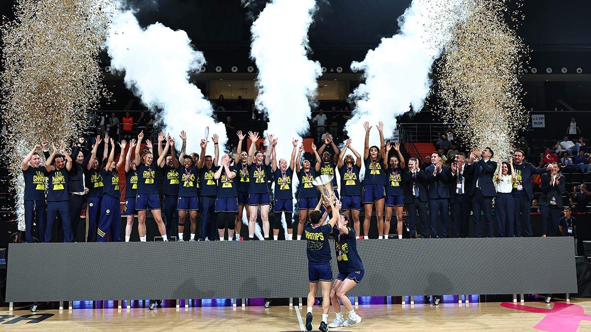 FENERBAHÇE TARFİN, ÜÇÜNCÜ KEZ FIBA KADINLAR SÜPER KUPA ŞAMPİYONU