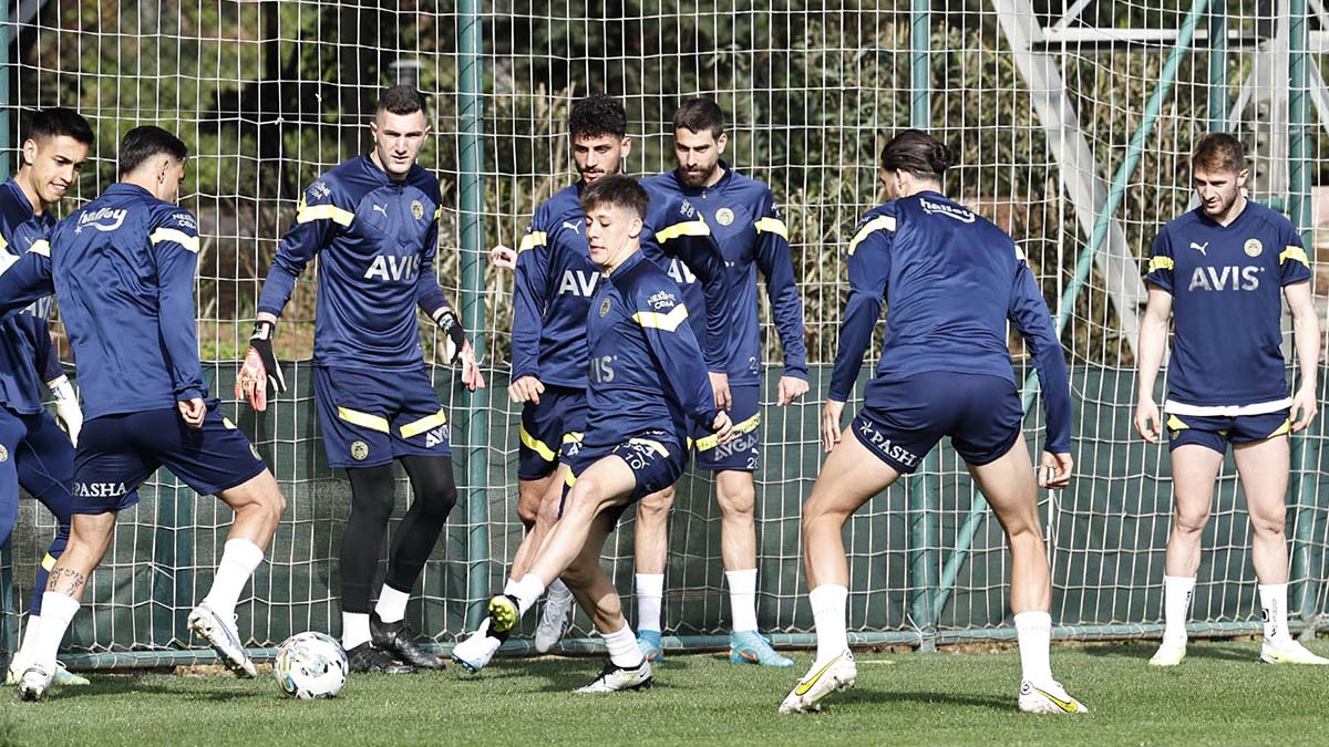 Futbol A Takımımız kampa girdi