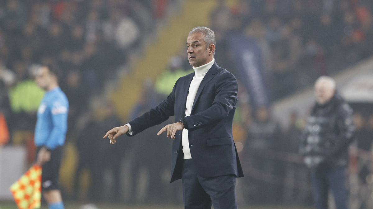 Fenerbahçe Coach İsmail Kartal’s Statement on Poor Field Conditions and Victory in Ziraat Turkish Cup Round of 16