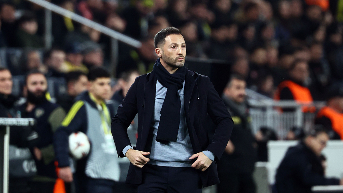 Teknik Direktörümüz Domenico Tedesco, Nottingham Forest maçının ardından  konuştu - Fenerbahçe Spor Kulübü