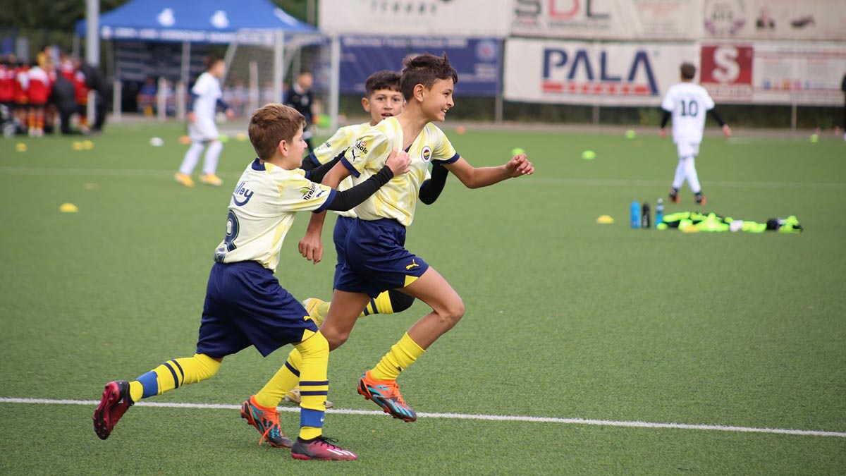 Mini Futbol Cup.